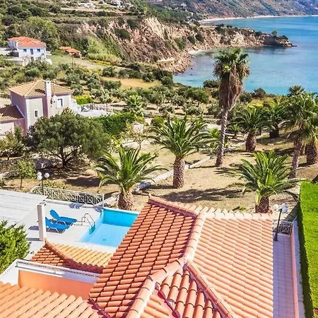 فيلة Sleeps 6 Pool Air Con Wifi