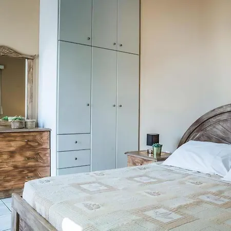 Sleeps 6 Pool Air Con Wifi Villa Karavádhos